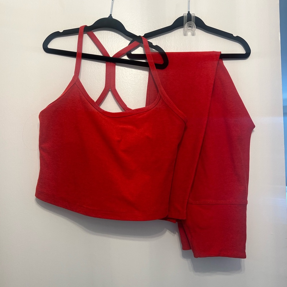 Beyond Yoga Ruby Red Heather Set